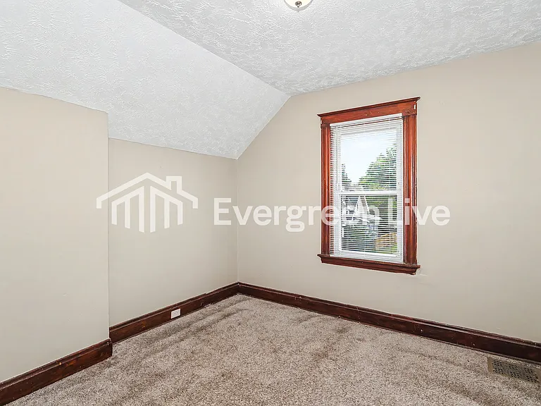 3742 Dina Ave — Photo 11