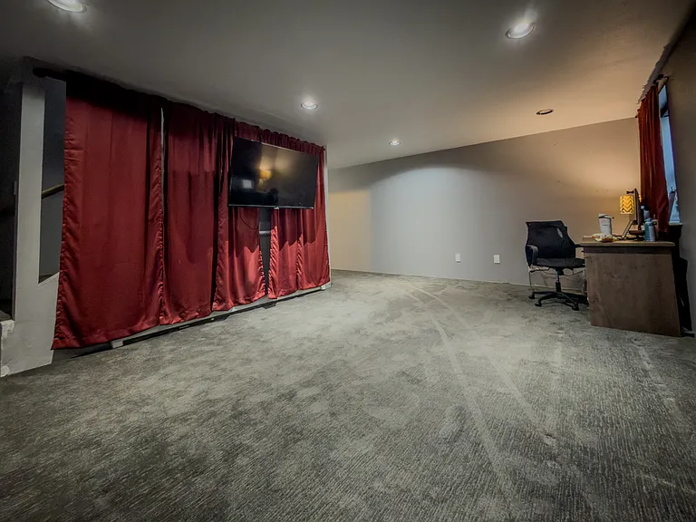 2690 Mazatlan Dr — Photo 17