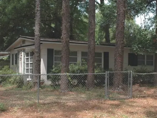 540 Live Oak Ave, Keystone Heights, FL 32656