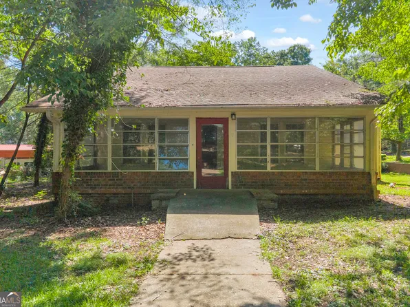 205 Athens St, Homer, GA 30547