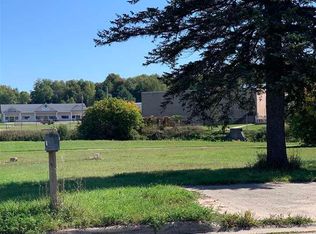 1212 Riverside St, Cadillac, MI 49601