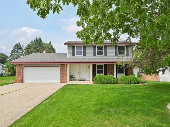 15100 W Glendale DRIVE, New Berlin, WI 53151