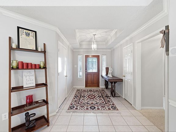 5th image of 15303 Garett Green Cir