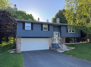 239 N 12th Ave, Sturgeon Bay, WI 54235