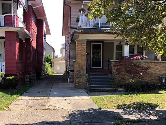 2nd image of 22 Woodette Pl #2