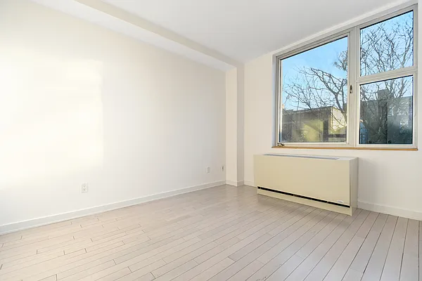 Rented by Compass | media 12