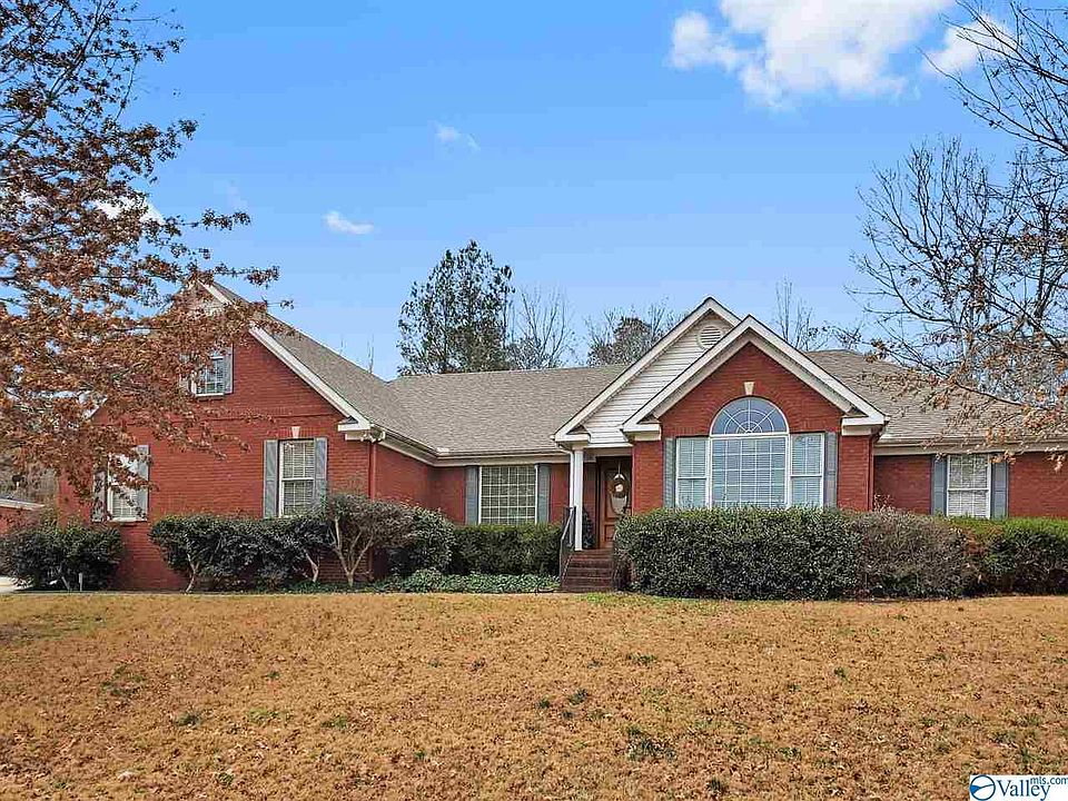 1st image of 2508 Clifton Dr SE