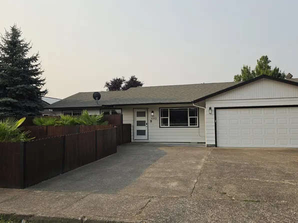 4992 Settlers Dr NE, Salem, OR 97305