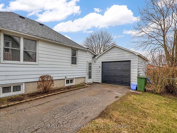 4th image of 15 Caverly Rd