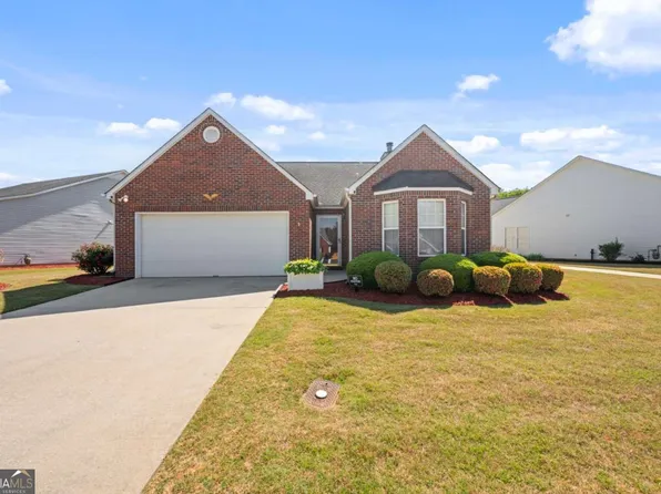 740 Jacoby Dr, Loganville, GA 30052