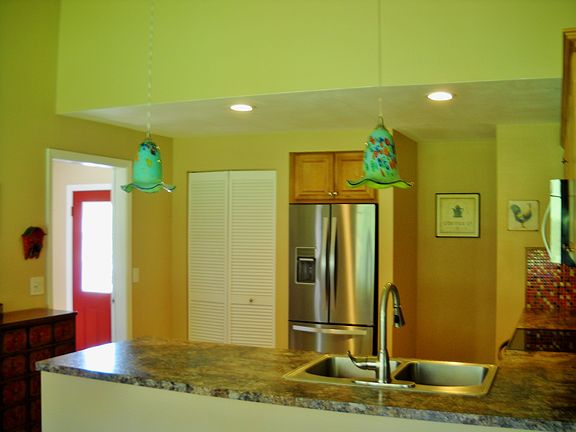 4th image of 8666 Park Dr