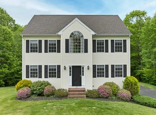 25 Penacook Road, Sandown, NH 03873