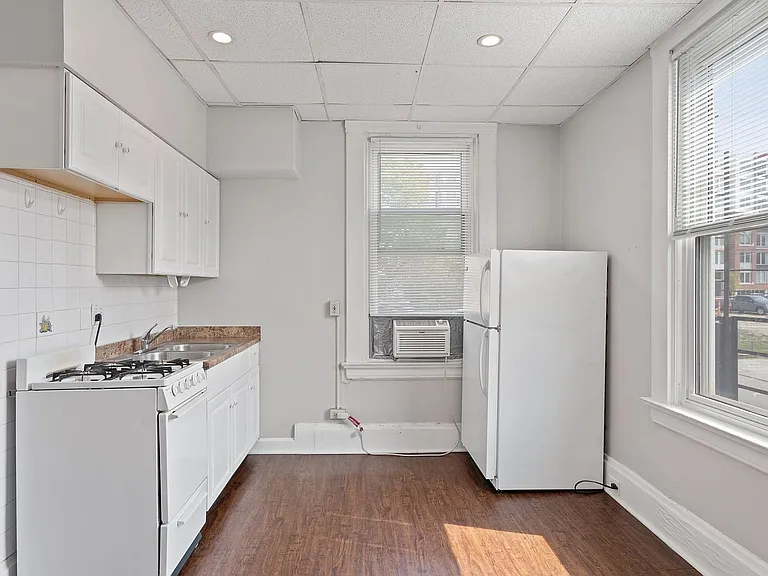 2549 University Ct #3 — Photo 7
