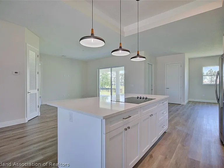 6416 Concord Dr — Photo 13
