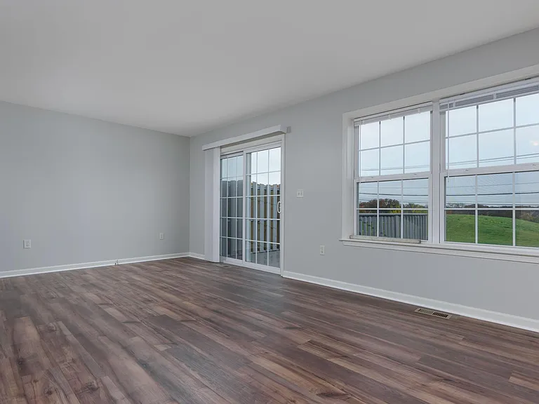 6106 Terry Davis Ct — Photo 21