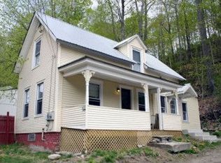 67 1/2 Valley St, Springfield, VT 05156
