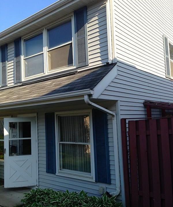 2nd image of 1764 Queensbury Cir Unit 5813