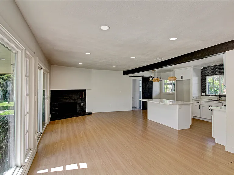 5330 Nottingham Rd — Photo 8