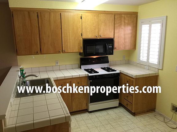 2nd image of 1707 Olympic Dr Unit 8