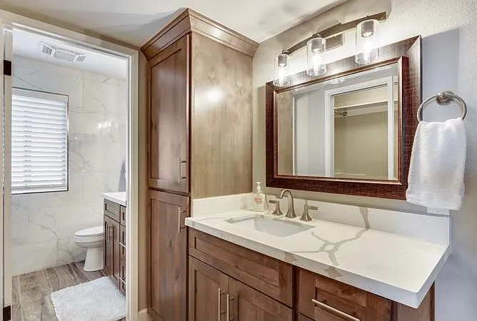 10932 W Tropicana Cir — Photo 22