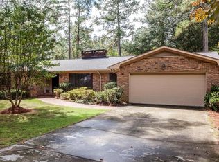 35 Oak Hills Rd, Pinehurst, NC 28374