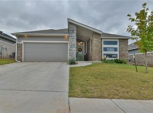 620 NW 182nd St, Edmond, OK 73012
