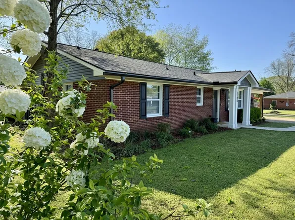 2100 Windover Dr NE, Huntsville, AL 35811