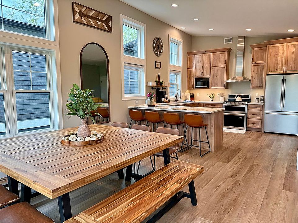 Modern Kitchen|Seating-14