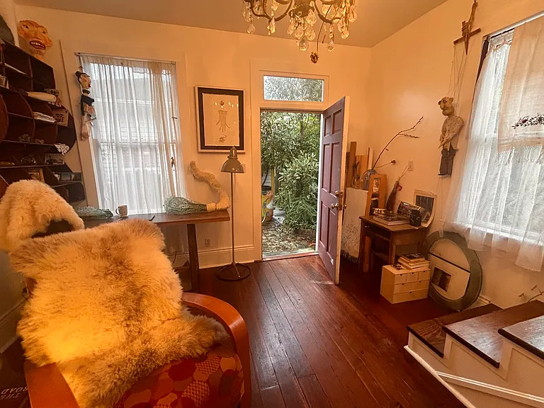 2472 Dauphine St #B — Photo 36