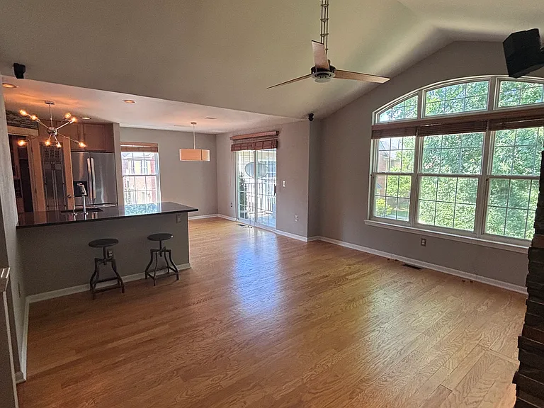 4006 Norwich Dr — Photo 7