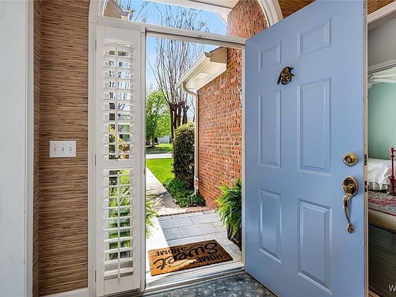 4th image of 1462 Greymont Ln