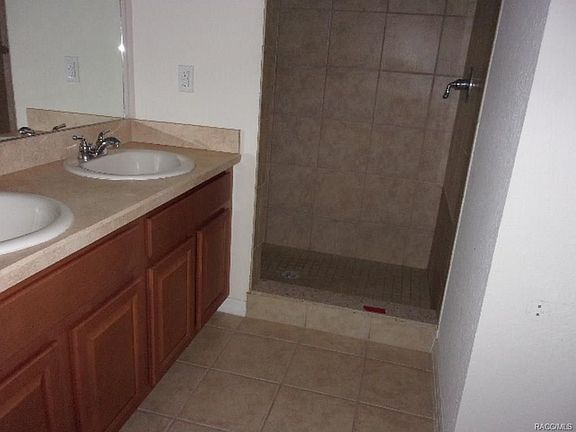 5th image of 4884 NE 122nd Ave