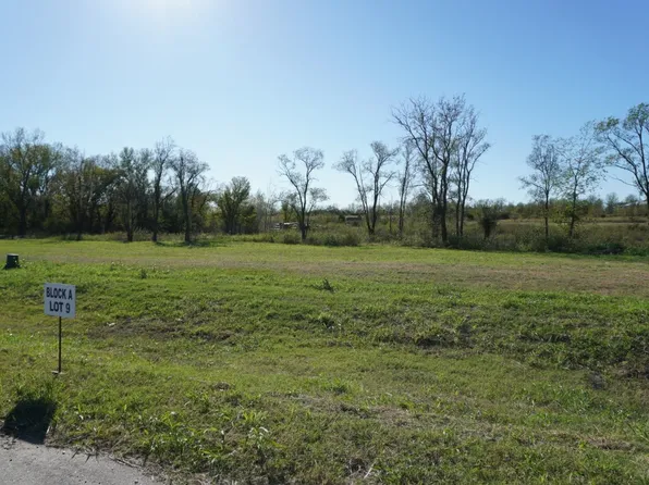 9 Arbor #A, Valley Center, KS 67147