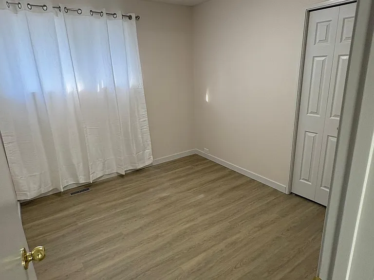 4719 Memorial Dr E #4719 — Photo 4