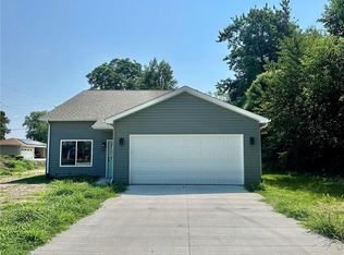 204 Oulvey Dr, Fairview Heights, IL 62208
