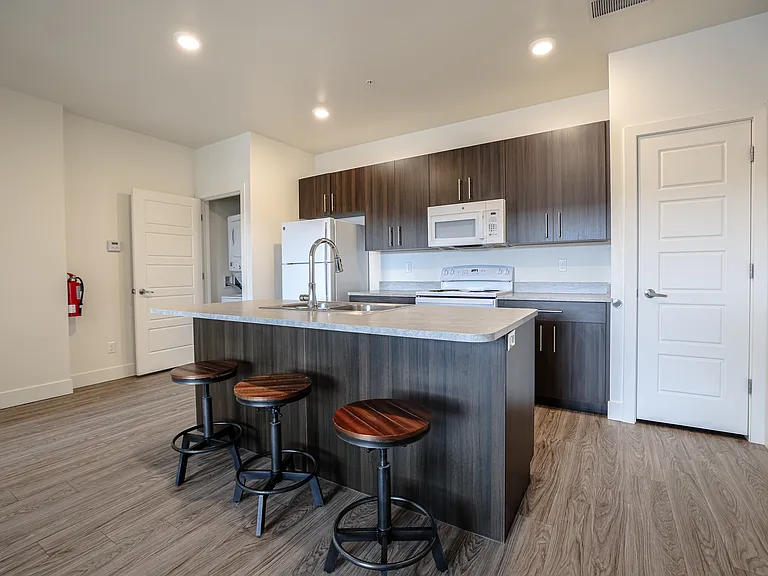 Eden Apartments — Photo 73