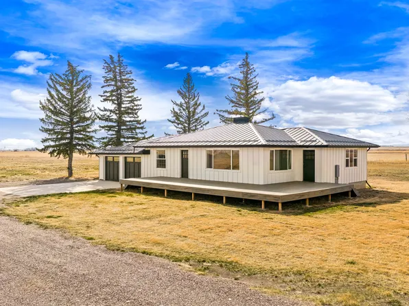 241 8th Ln NE, Fairfield, MT 59436