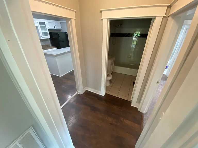 330 Marshall St — Photo 13