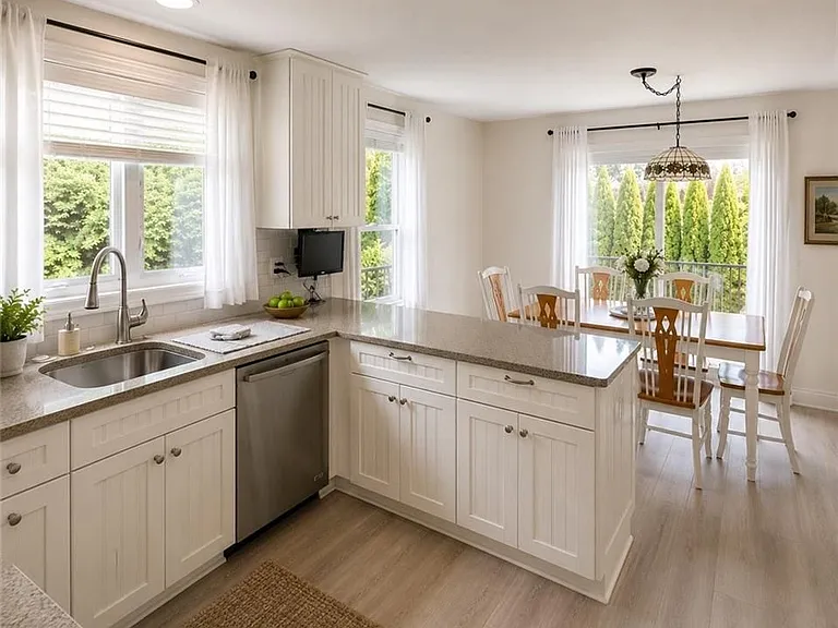 421 Bellevue Ave #3C — Photo 1