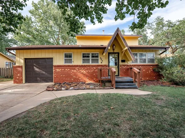723 Carl Ave, Salina, KS 67401