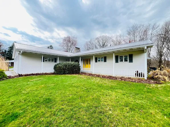 793 Golden Dr, Newark, OH 43055