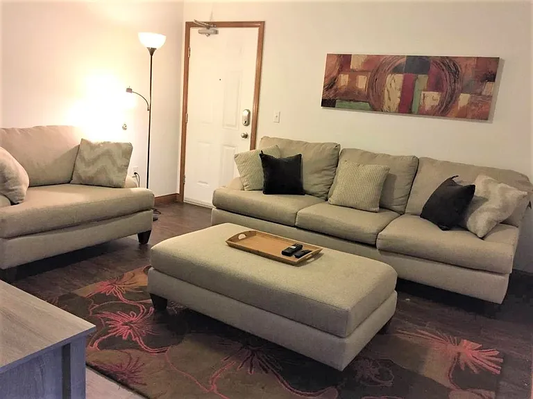 112 College Avenue — Photo 4