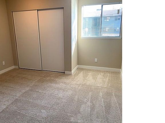 5th image of 12445 110th Ln NE APT Q202
