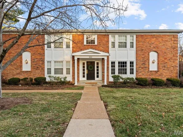 440 N Sappington Rd APT A, Saint Louis, MO 63122