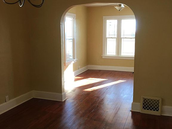 4th image of 1603 Hershey Ave