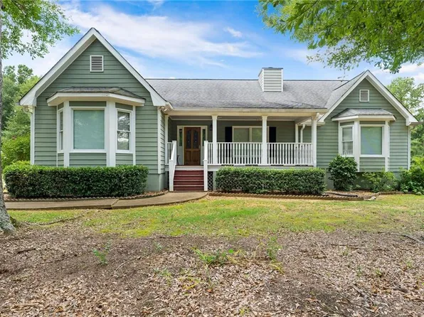 18 Adair Dr, Taylorsville, GA 30178