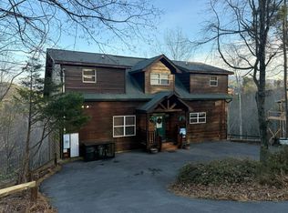 4170 Chamberlain Ln, Sevierville, TN 37862