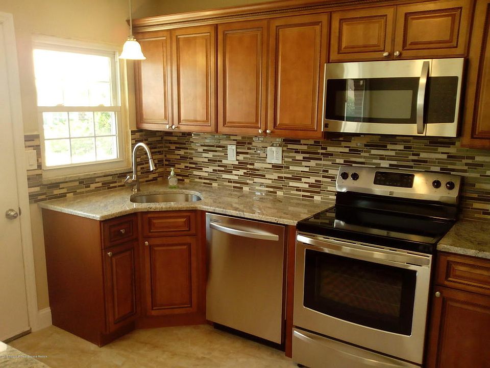 1st image of 1090B Argyll Cir #100B