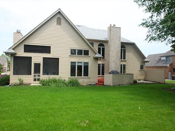 2nd image of 2811 Stone Mill Pl