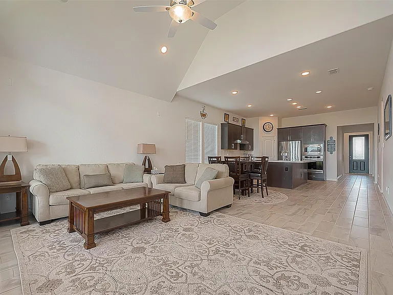 1838 Smithers Landing Dr — Photo 14